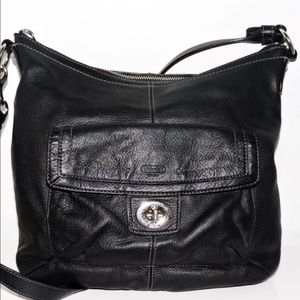 Coach Bag Black Pebbled Leather Shoulder Bag. 🚭